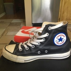 UNISEX LEATHER SNEAKERS NORMAL WEAR GOOD CONDITION
